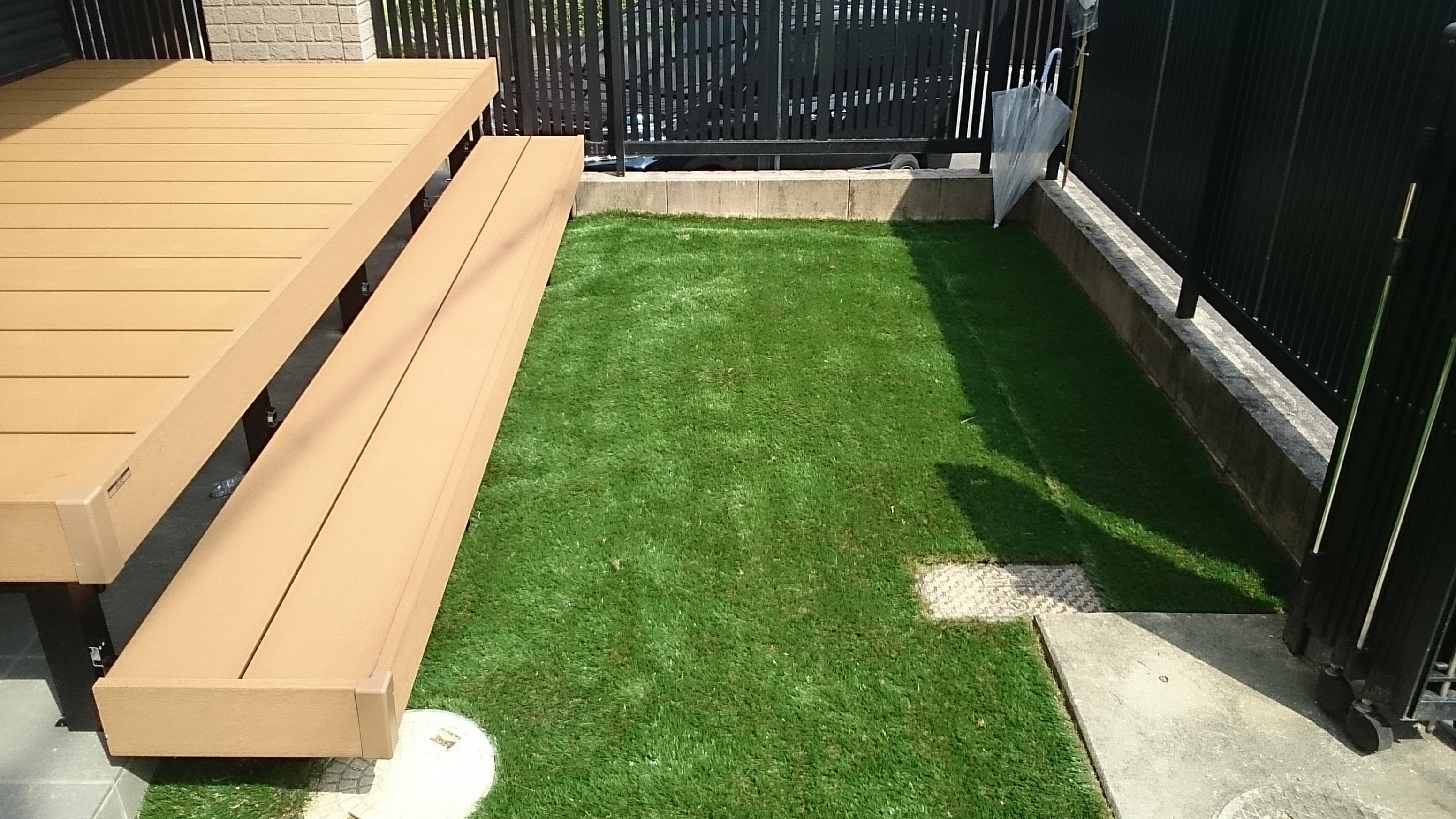 人工芝設置 | 名古屋市守山区のエクステリア工事ならイズ美