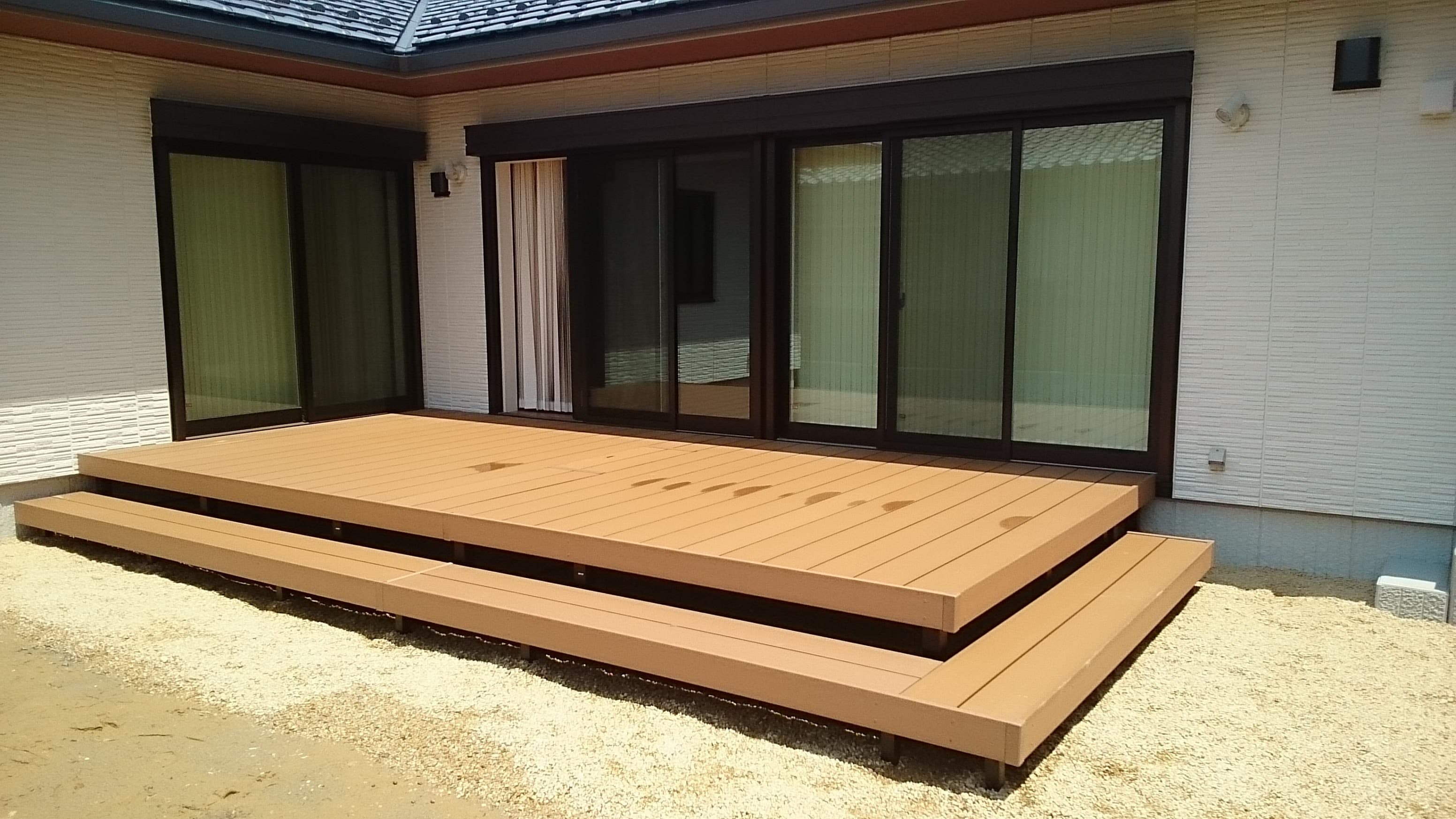 ウッドデッキ設置工事 | 名古屋市守山区のエクステリア工事ならイズ美