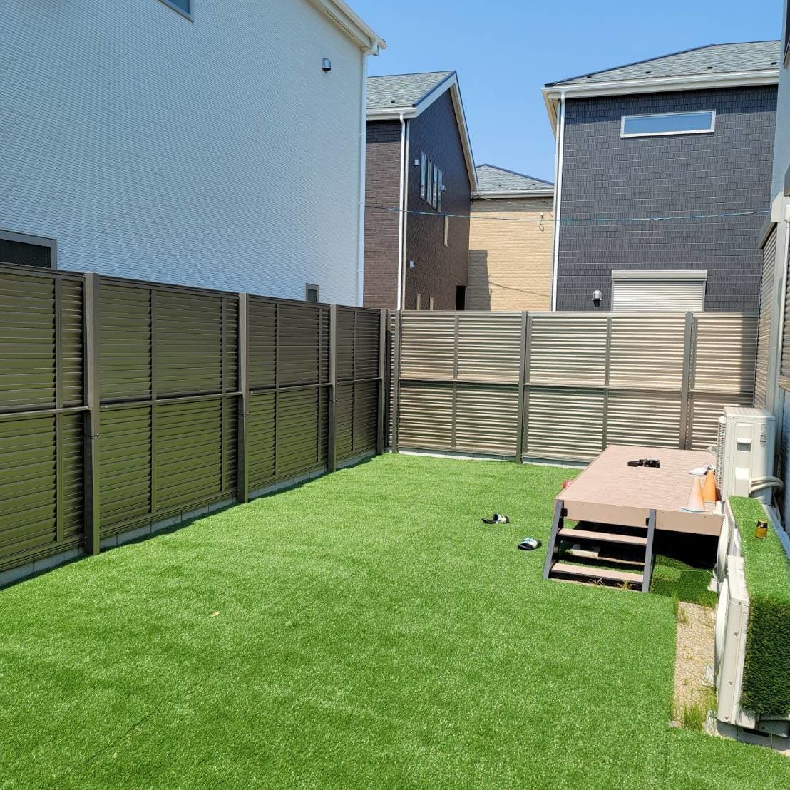 人工芝張り 名古屋市守山区 | 名古屋市守山区でエクステリア工事ならイズ美