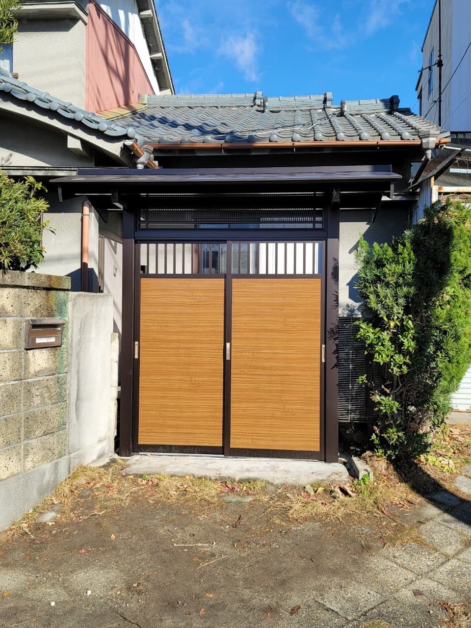 門の設置 | 名古屋市守山区のエクステリア工事ならイズ美